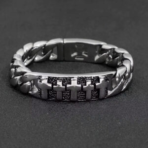 7 cross stainless steel bracelet with 2 crosses on the closure